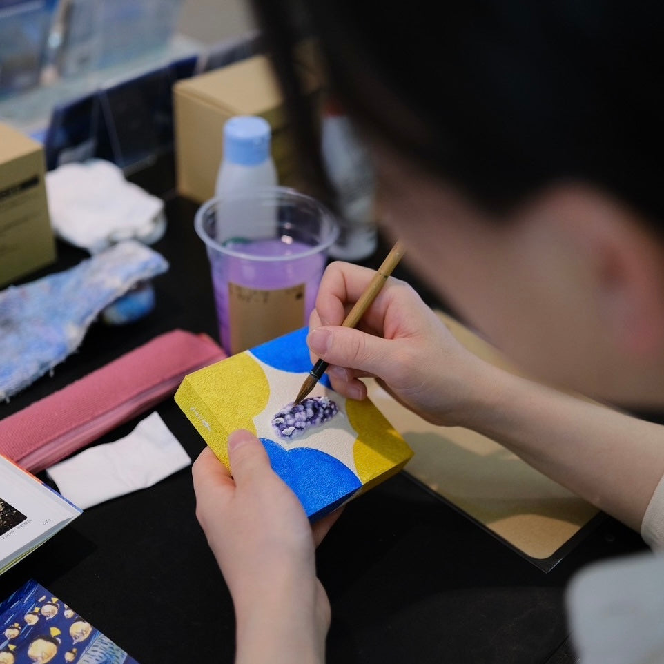 石橋萌が紡ぐ「和モダン」—ウミウシ×日本文様の新世界