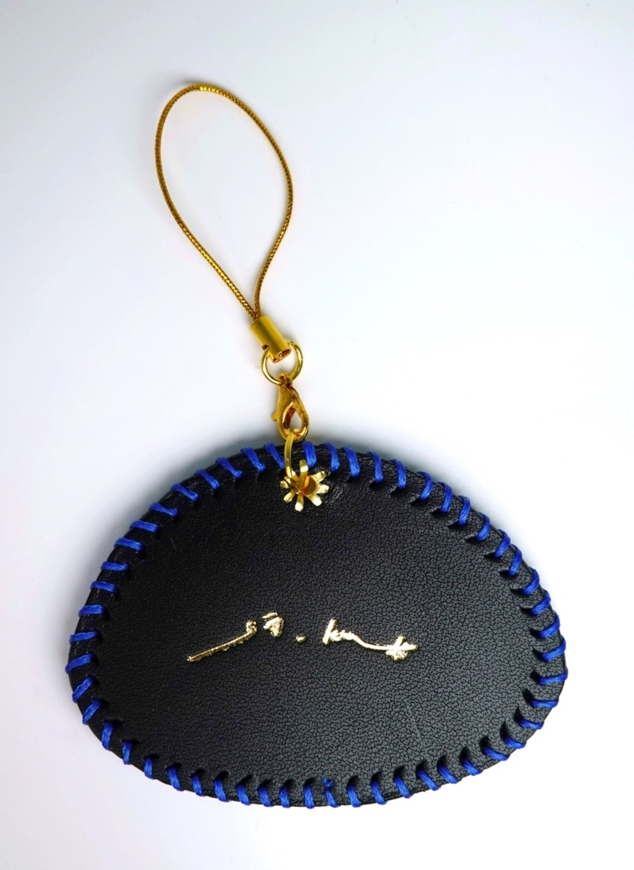 leather charm No16