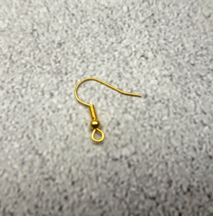 4面レーザーレザーピアス