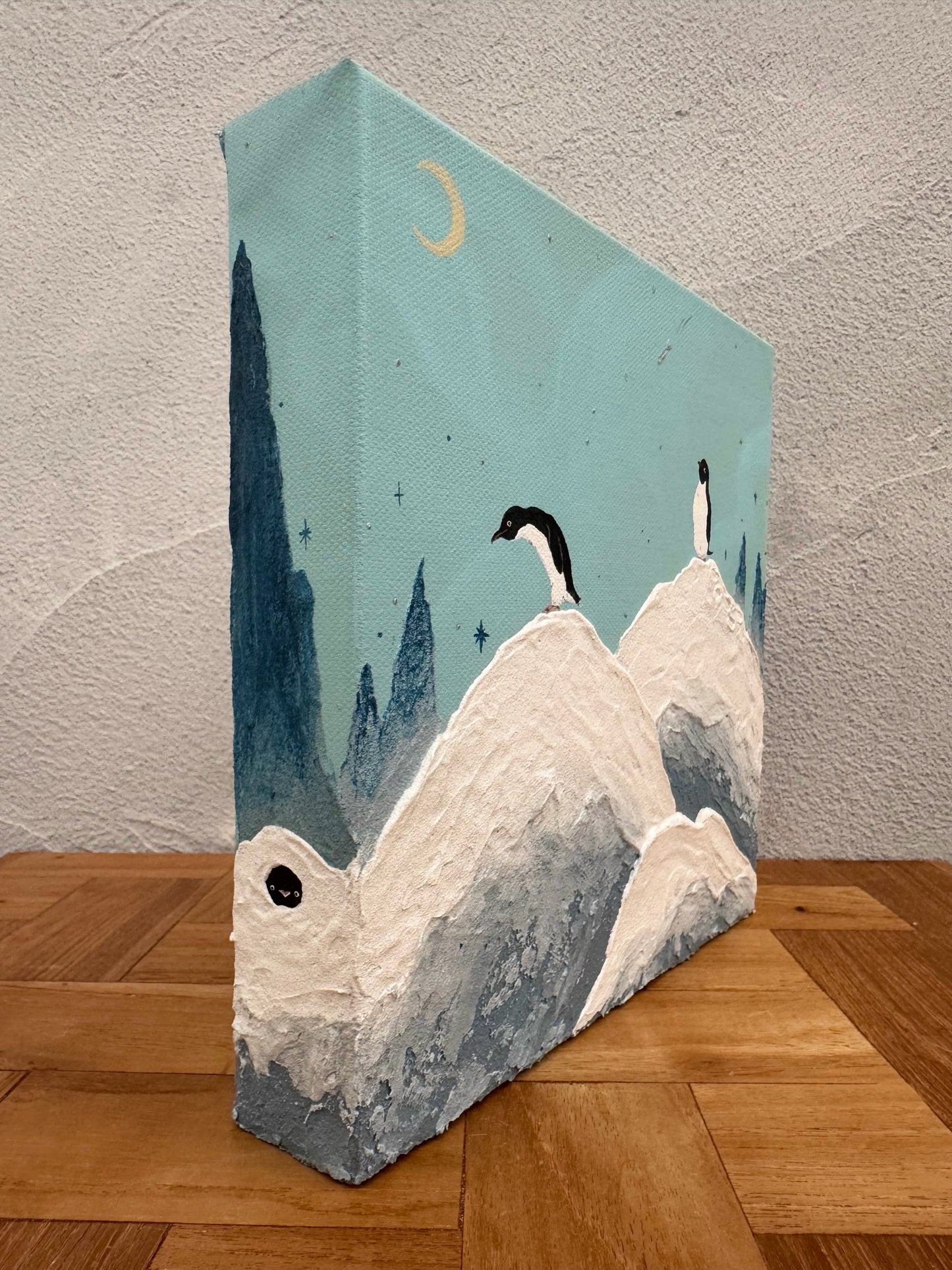 雪山のペンギンたち